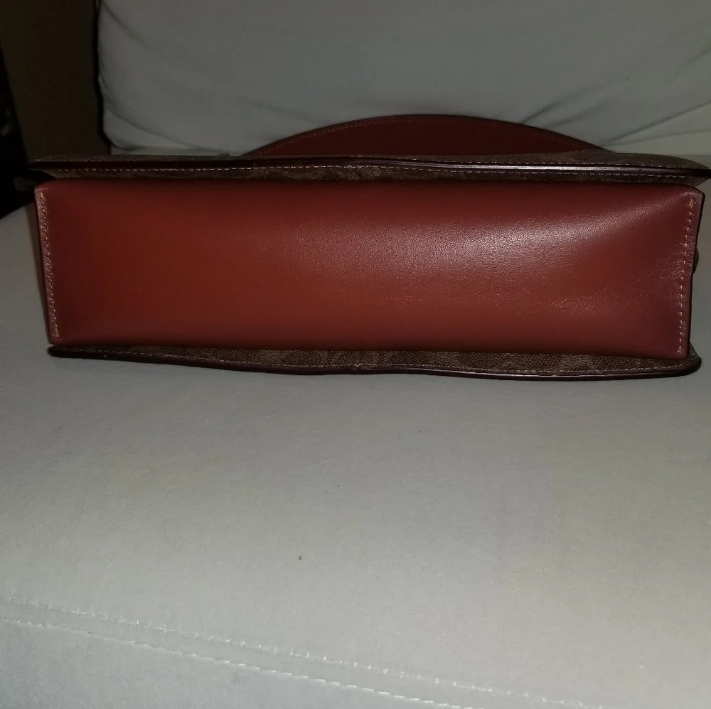 Coach Handbag - Picture 3 of 6